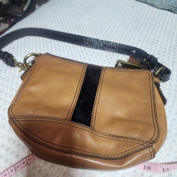54 FOSSIL EUC MEDIUM LEATHER SHOULDER BAG - Picture 4 of 7
